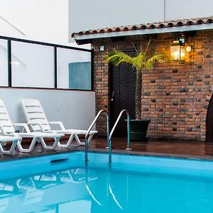 Apart Hotel El Doral